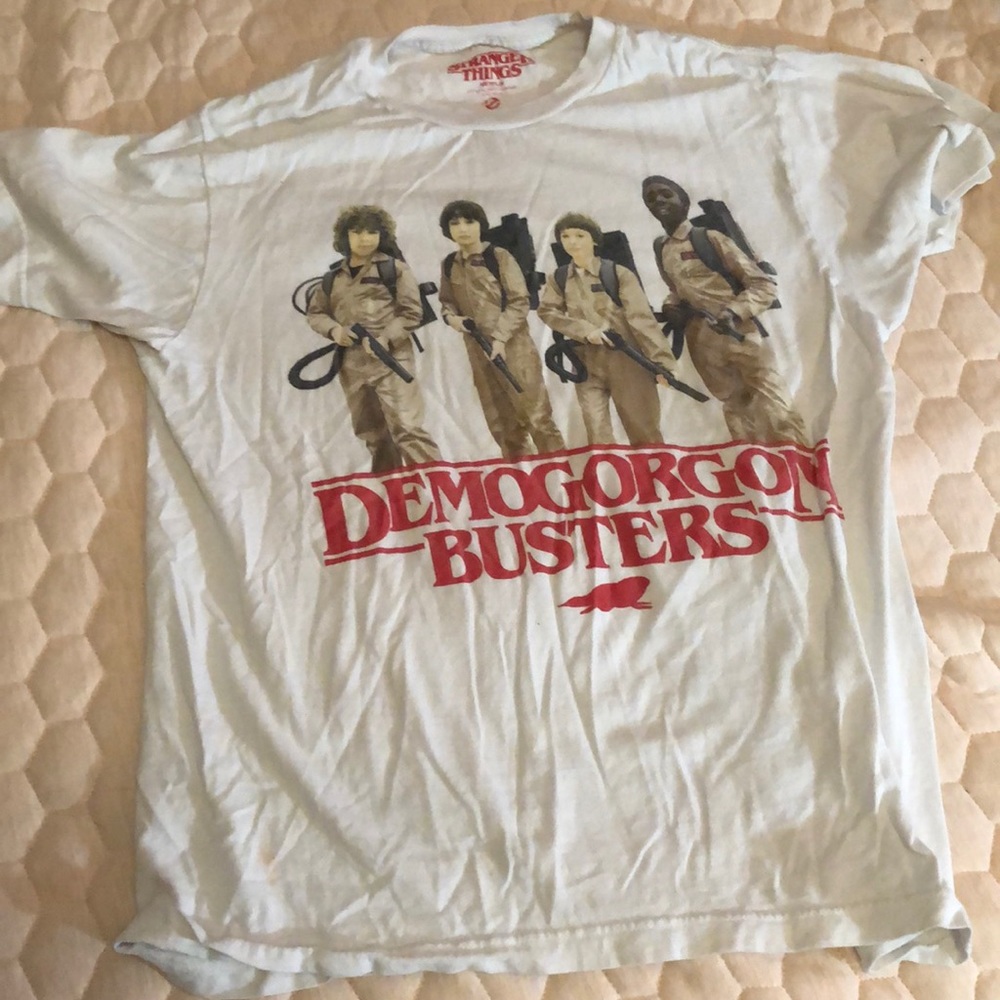 Stranger things t shirt